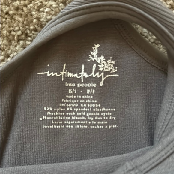 Free People Gray High Neck Sleeveless Crop Top - Picture 2 of 3